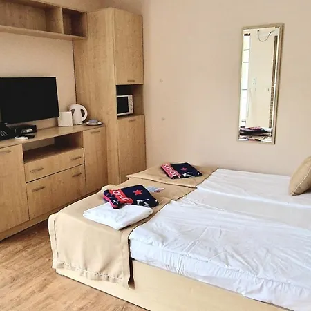 Апартаменты 4* Sea - With Balcony Свети-Влас