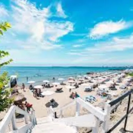 Апартаменты 4* Sea - With Balcony