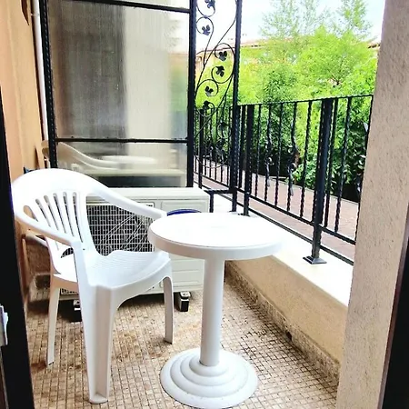 Апартаменты 4* Sea - With Balcony