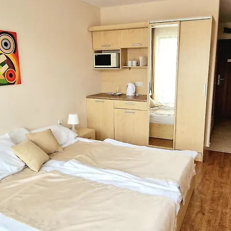 4* Sea - With Balcony Lejlighed *